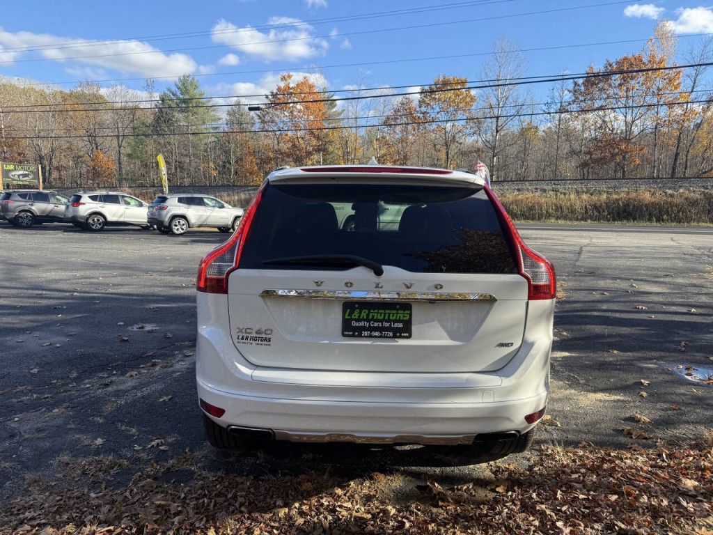 2015 Volvo XC60 Image 3