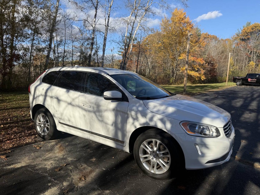 2015 Volvo XC60 Image 4