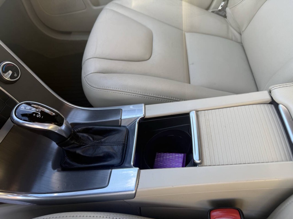 2015 Volvo XC60 Image 8