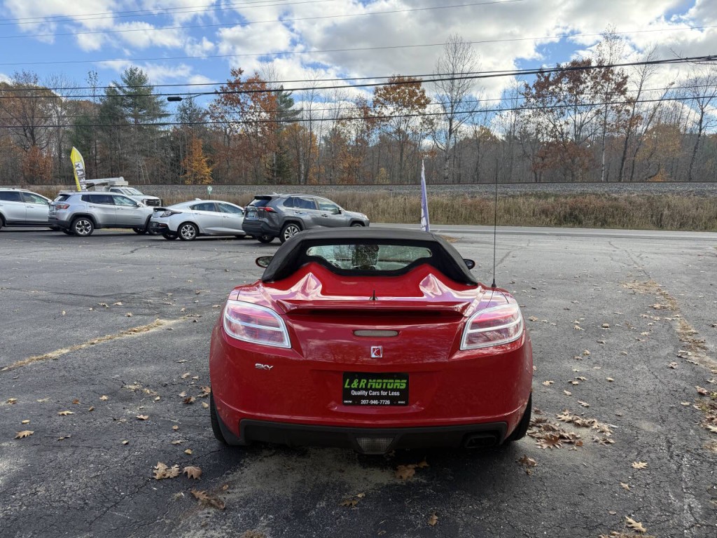 2007 Saturn Sky Image 5