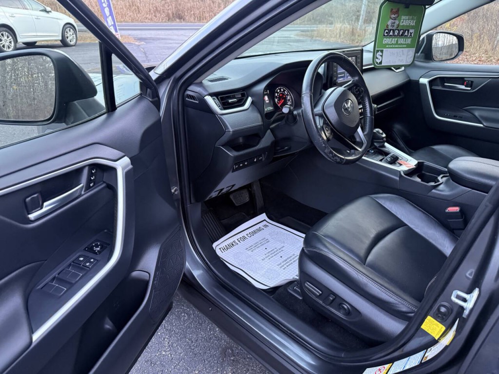 2019 Toyota Rav4 Image 4
