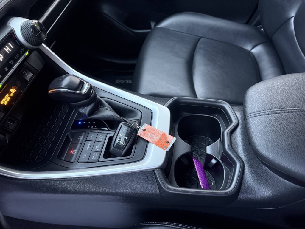 2019 Toyota Rav4 Image 10