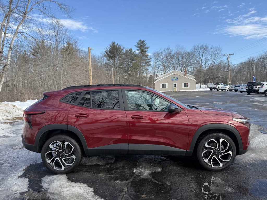 2025 Chevrolet Trax Image 4