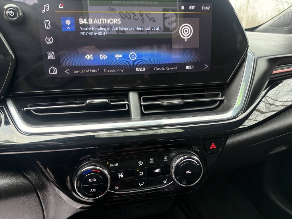 2025 Chevrolet Trax Image 12