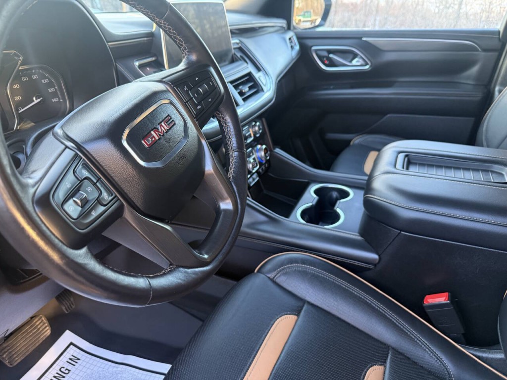 2021 GMC Yukon Image 9