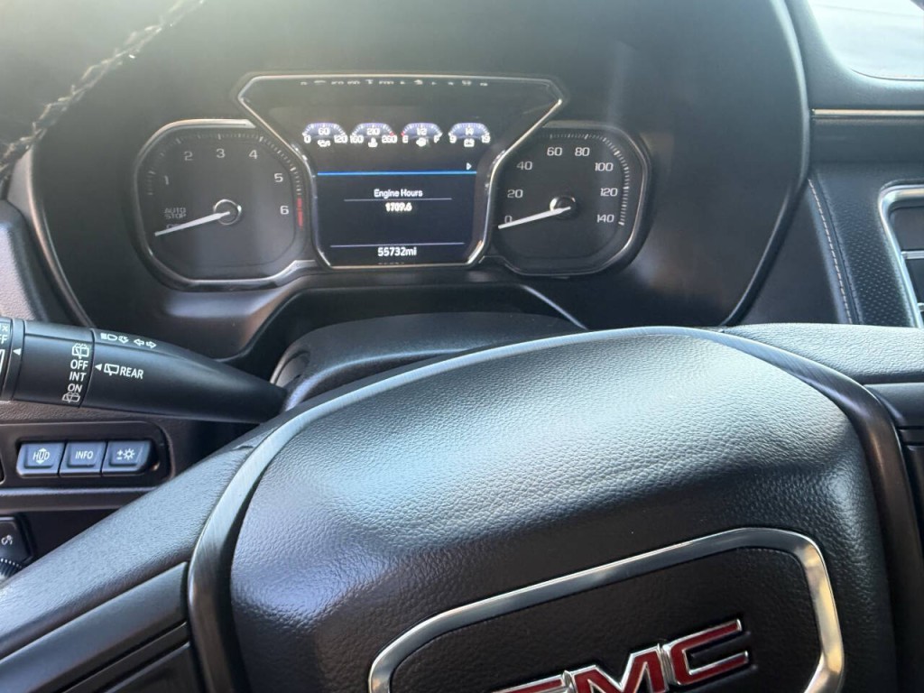 2021 GMC Yukon Image 10