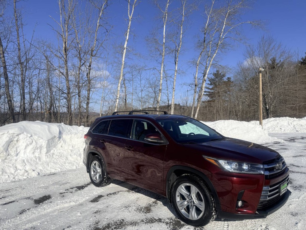 2017 Toyota Highlander Image 6