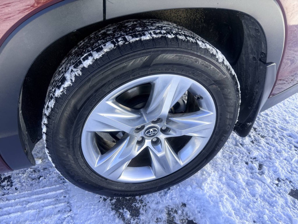 2017 Toyota Highlander Image 7