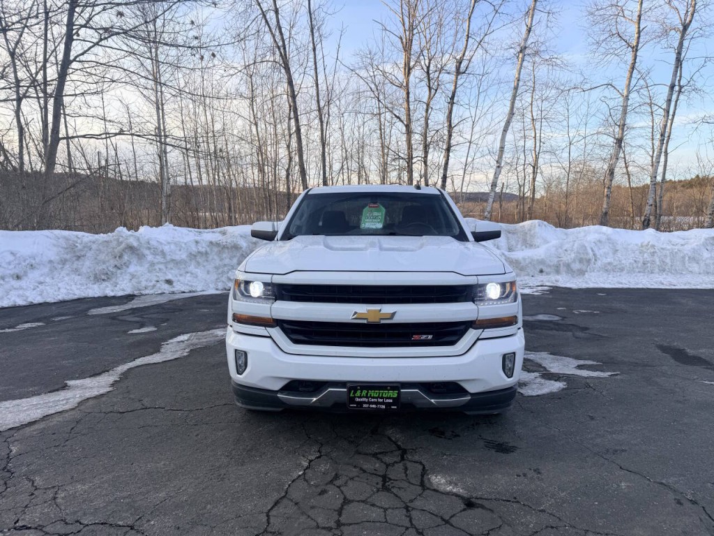 2018 Chevrolet Silverado 1500 Image 1