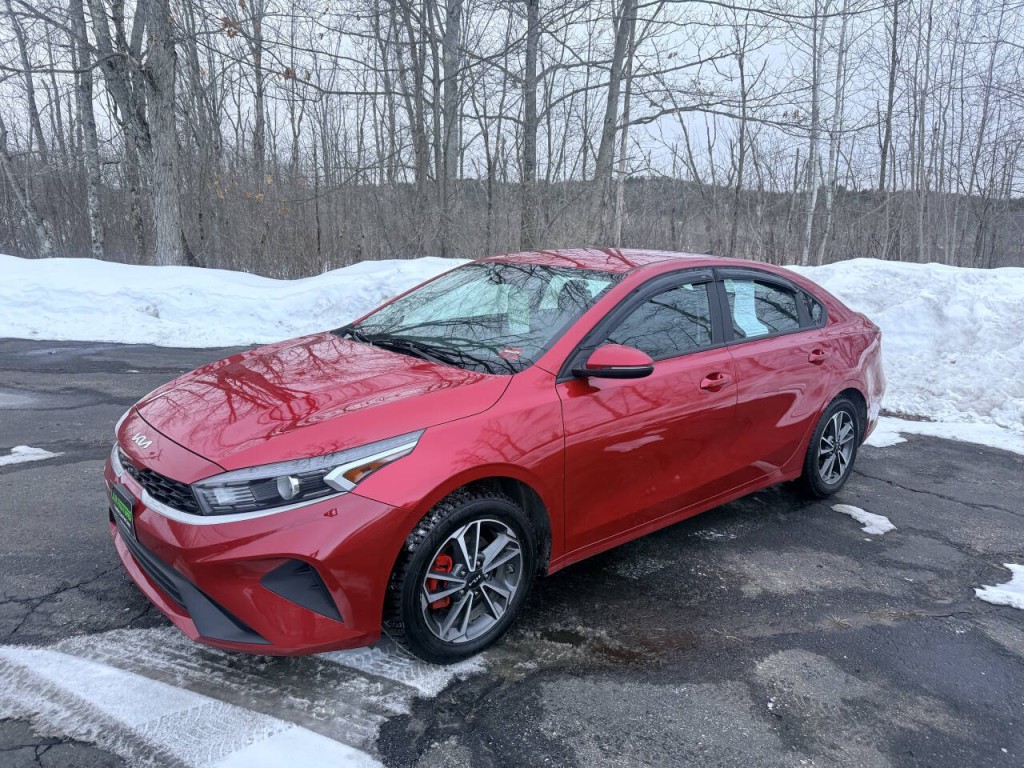 2023 Kia Forte Image 2