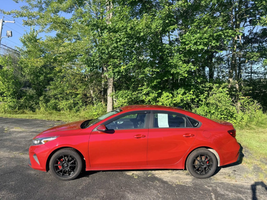 2023 Kia Forte Image 2