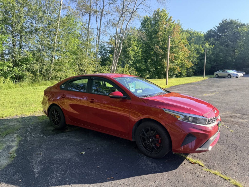 2023 Kia Forte Image 4