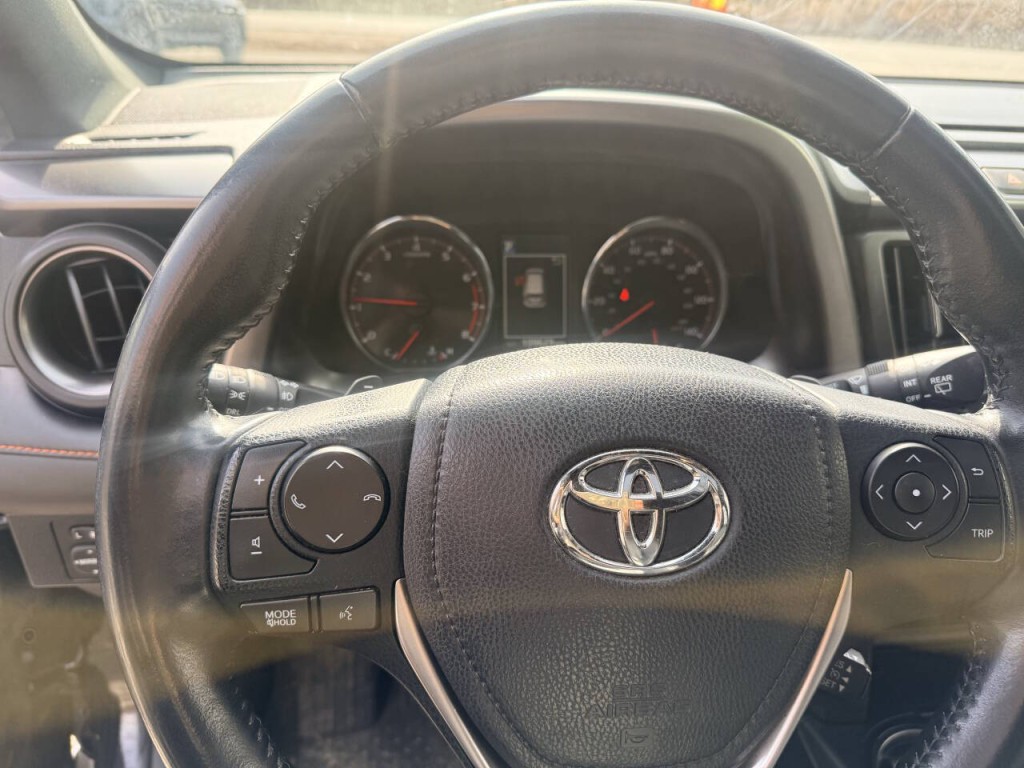 2016 Toyota Rav4 Image 7