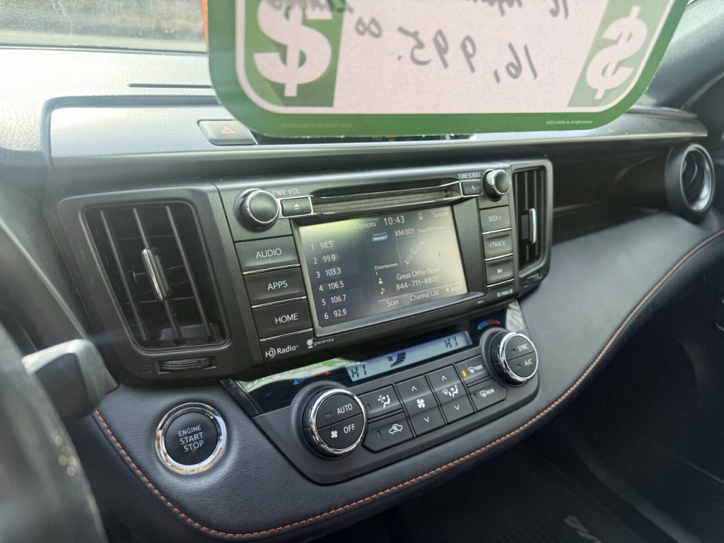 2016 Toyota Rav4 Image 11