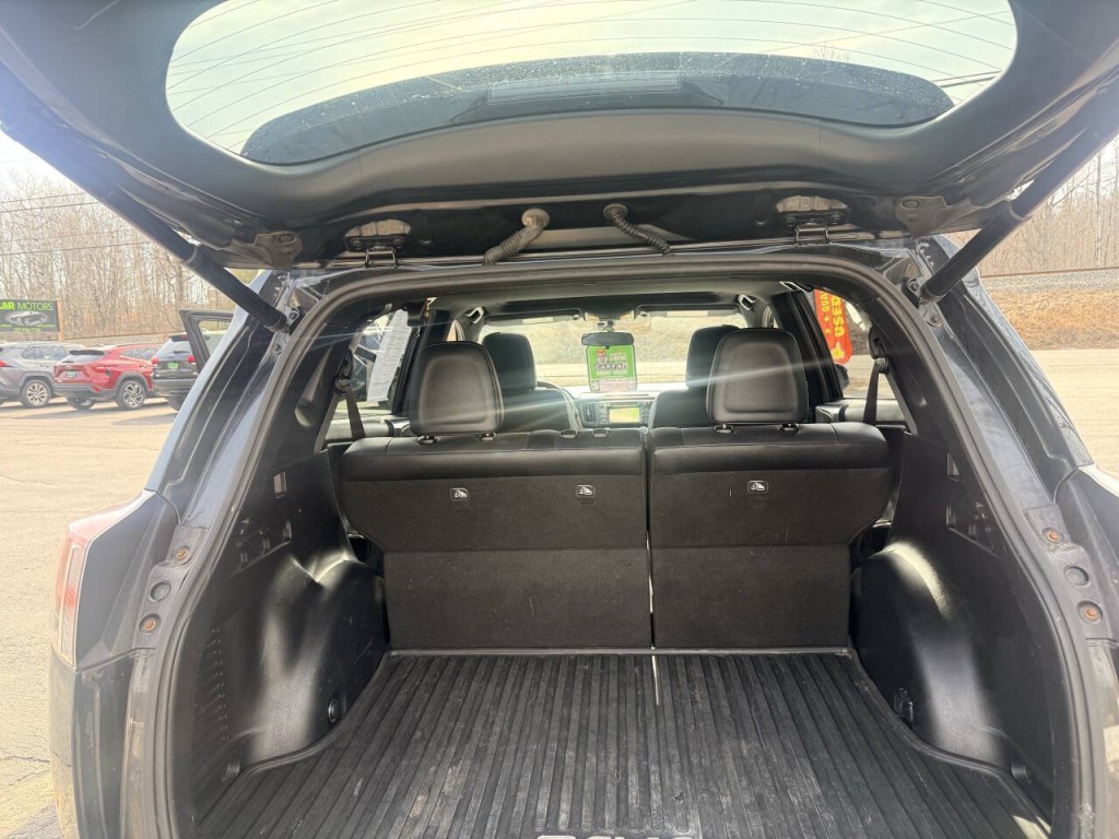 2016 Toyota Rav4 Image 13