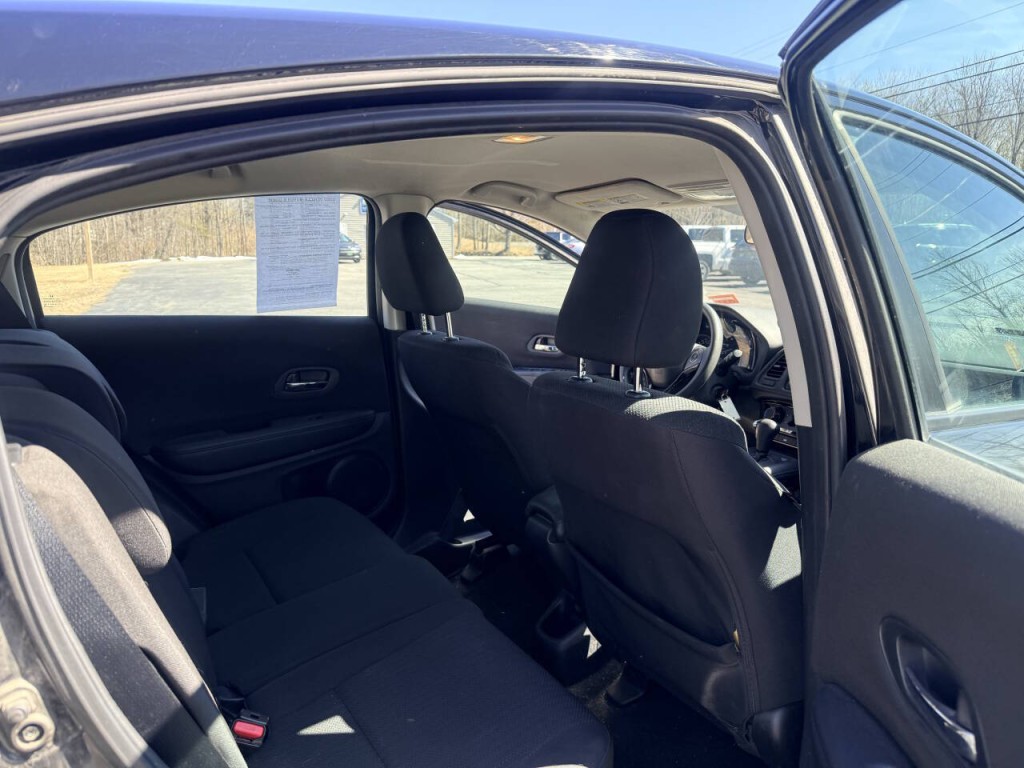 2018 Honda HR-V Image 16