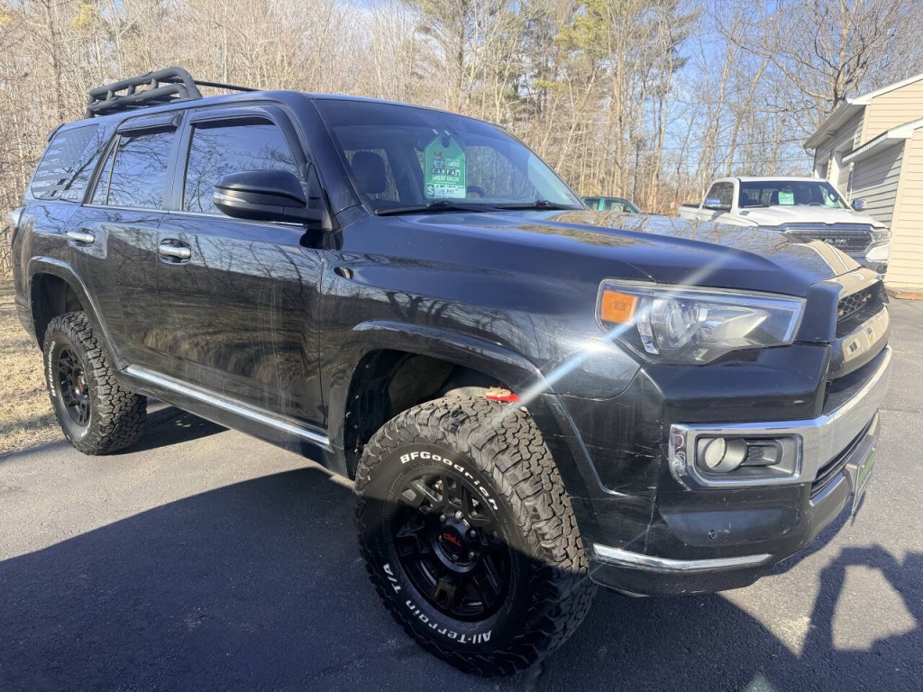 2015 Toyota 4Runner Image 2