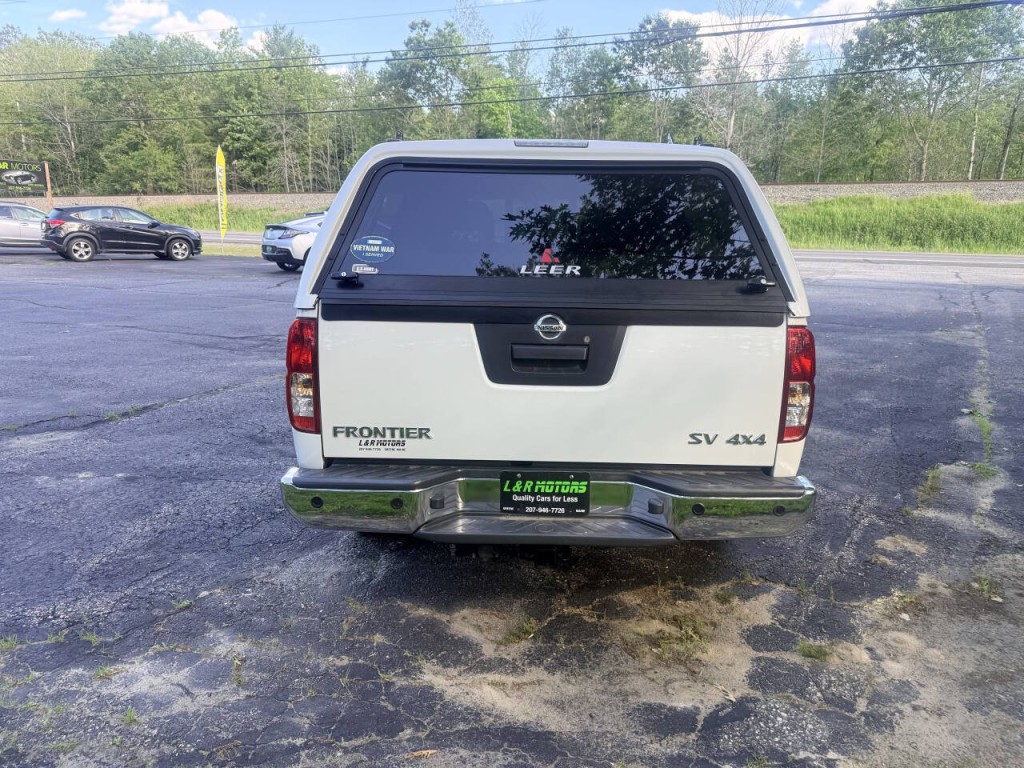 2017 Nissan Frontier Image 4