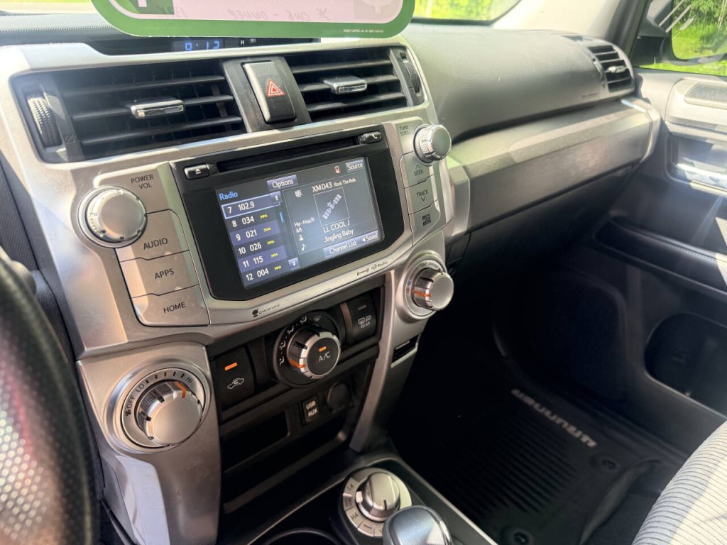 2019 Toyota 4Runner Image 6
