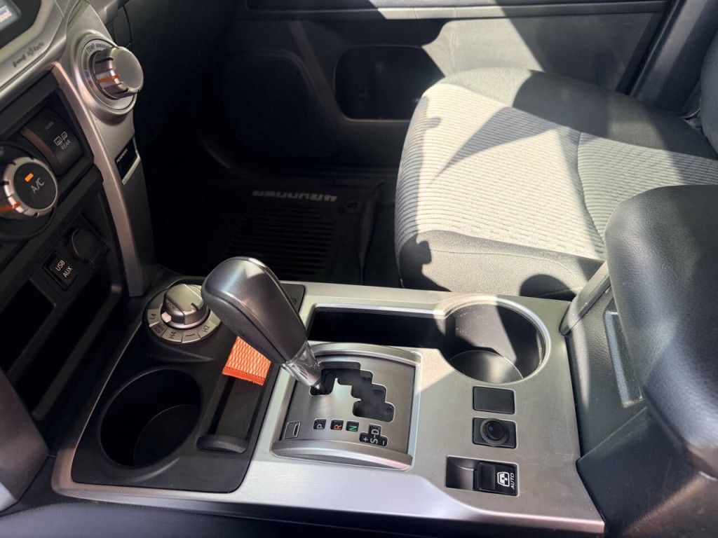 2019 Toyota 4Runner Image 12