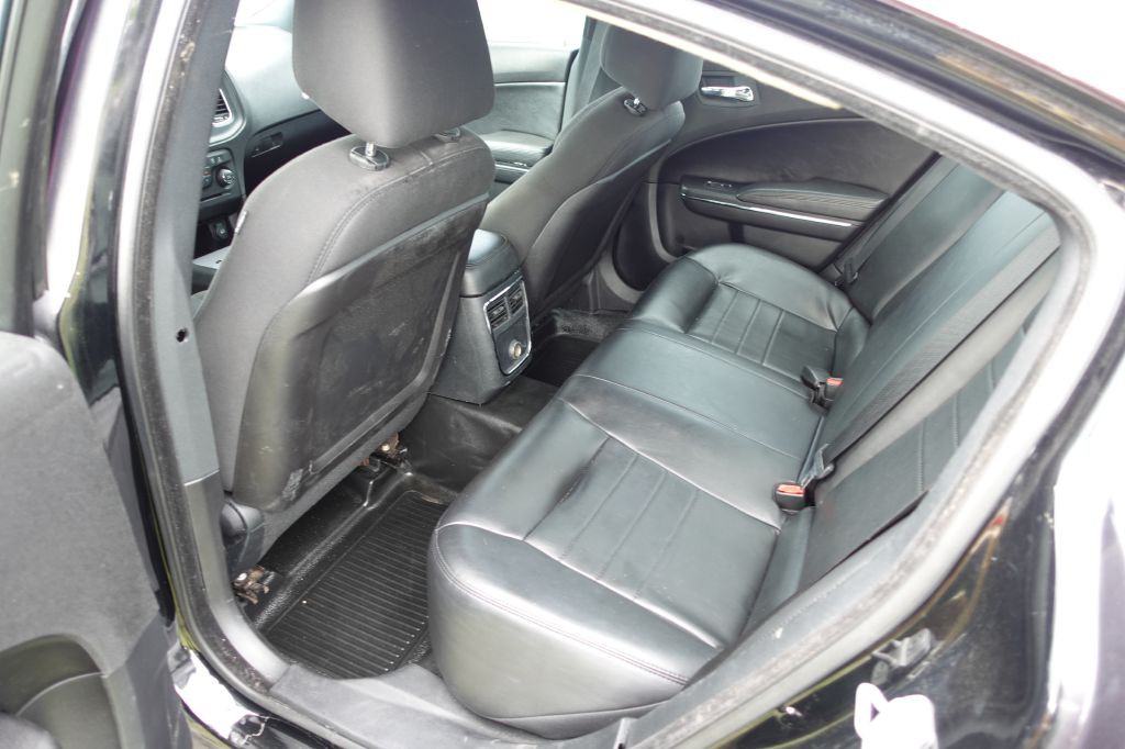 2013 Dodge Charger Image 4