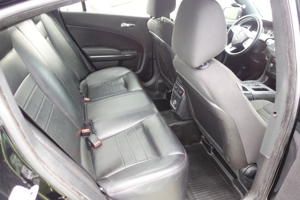 2013 Dodge Charger Image 5