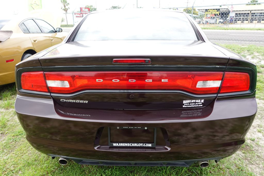 2013 Dodge Charger Image 9