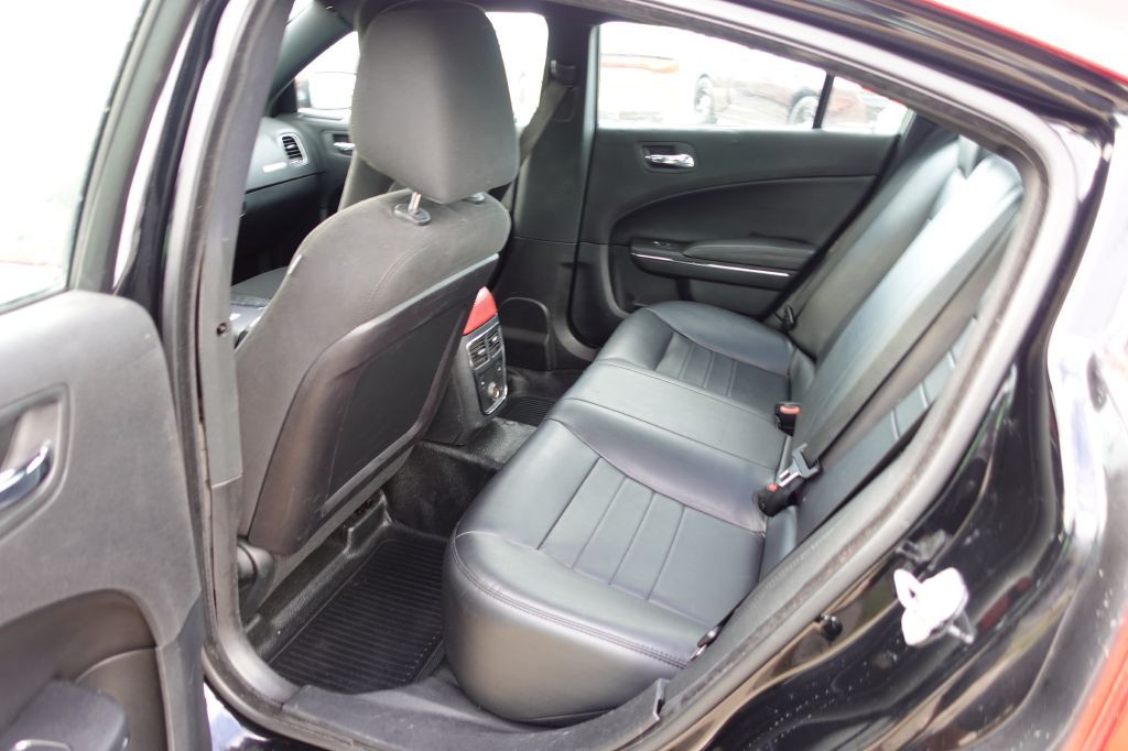 2013 Dodge Charger Image 7