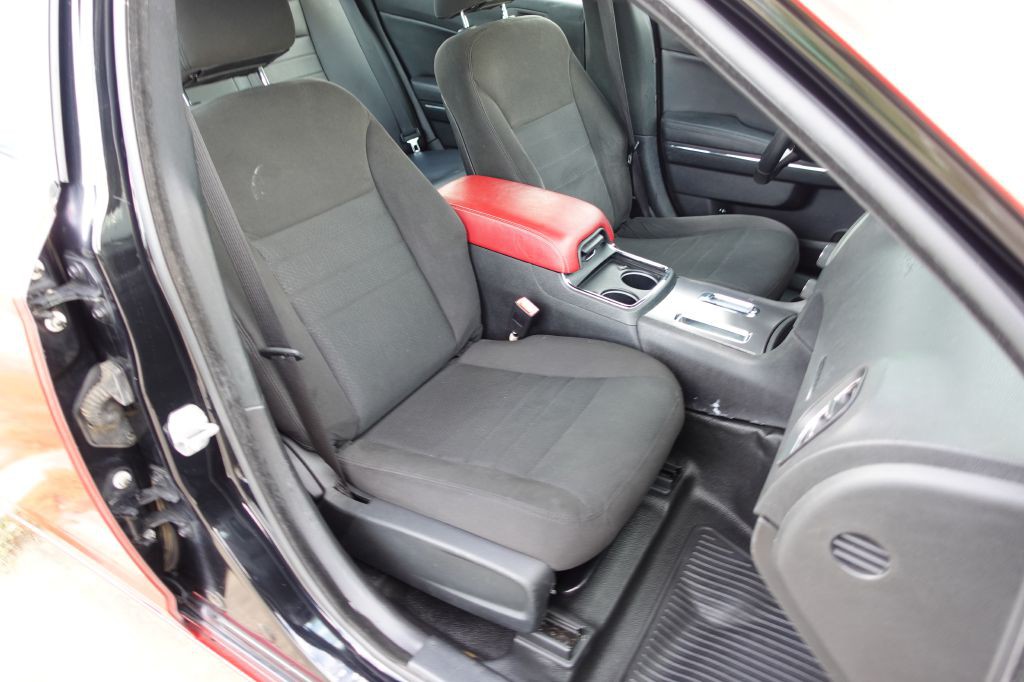 2013 Dodge Charger Image 9