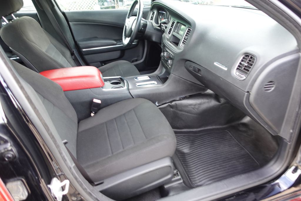 2013 Dodge Charger Image 10