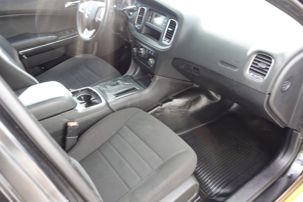2014 Dodge Charger Image 8