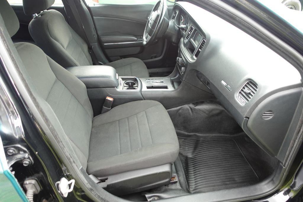 2014 Dodge Charger Image 6