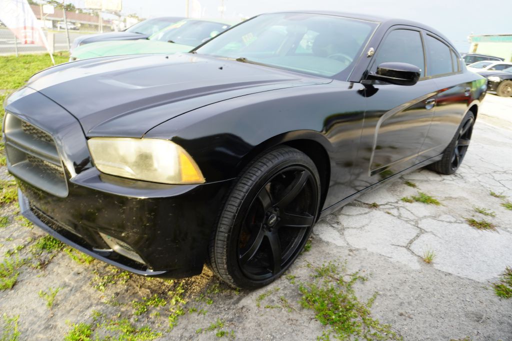 2014 Dodge Charger Image 1