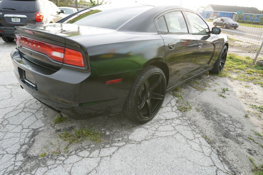 2014 Dodge Charger Image 8