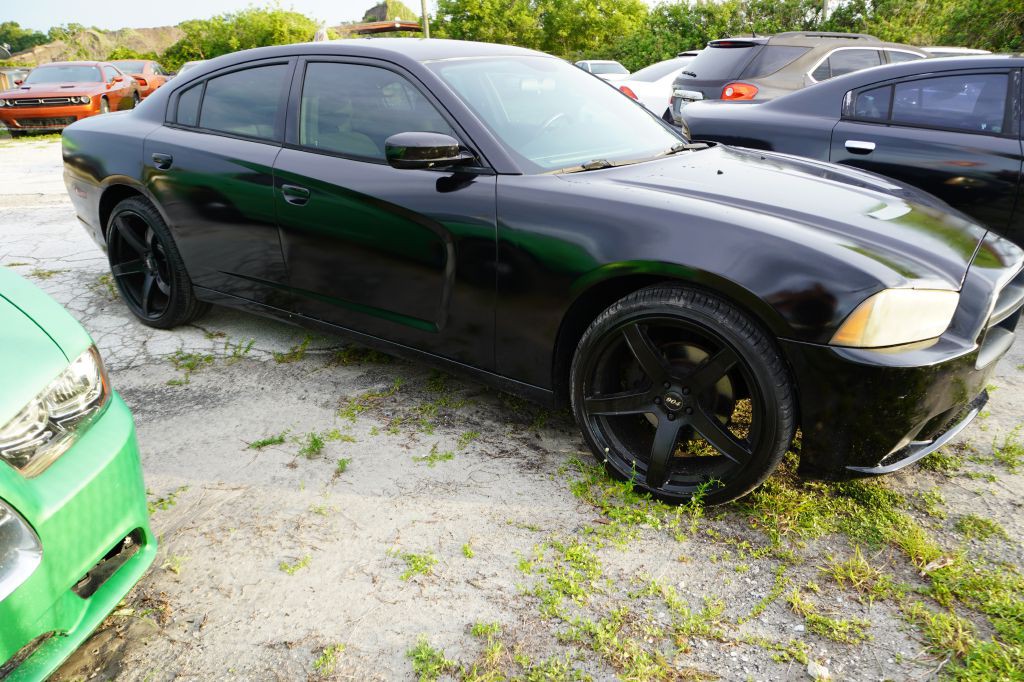 2014 Dodge Charger Image 9