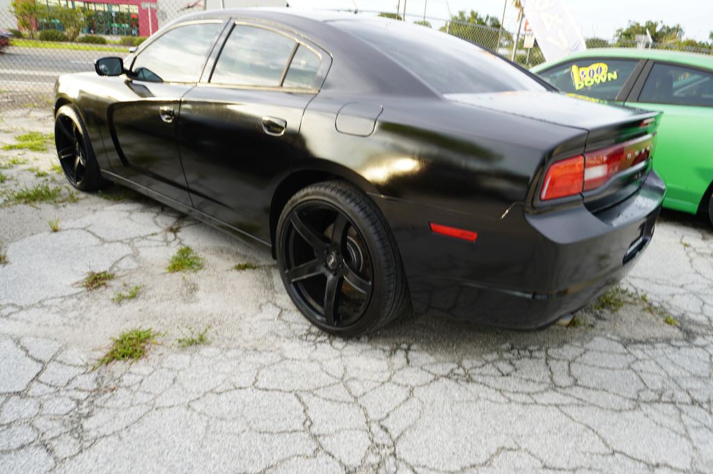 2014 Dodge Charger Image 11
