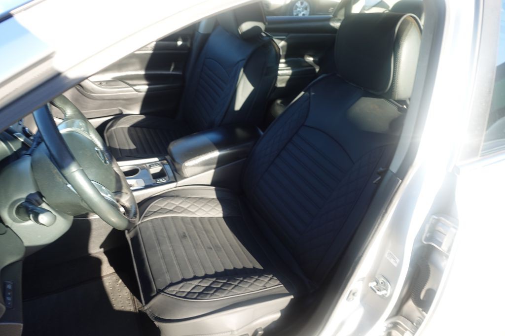 2016 Nissan Altima Image 9