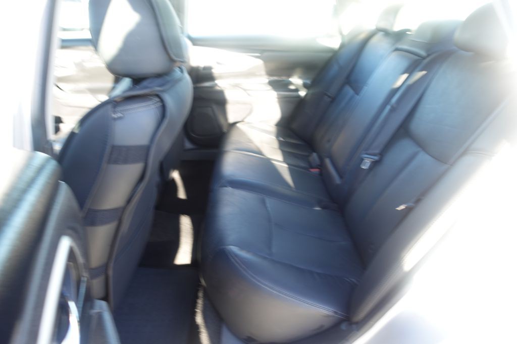 2016 Nissan Altima Image 11