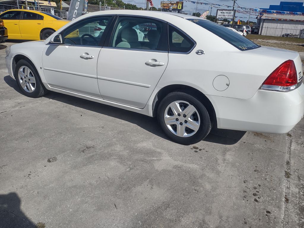 2011 Chevrolet Impala Image 13