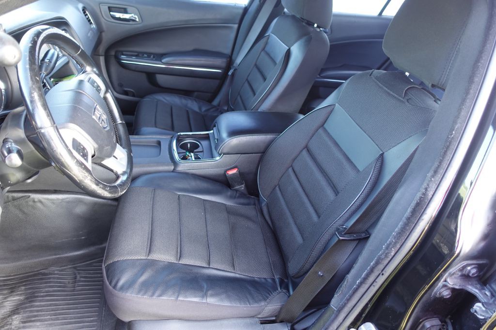 2014 Dodge Charger Image 10