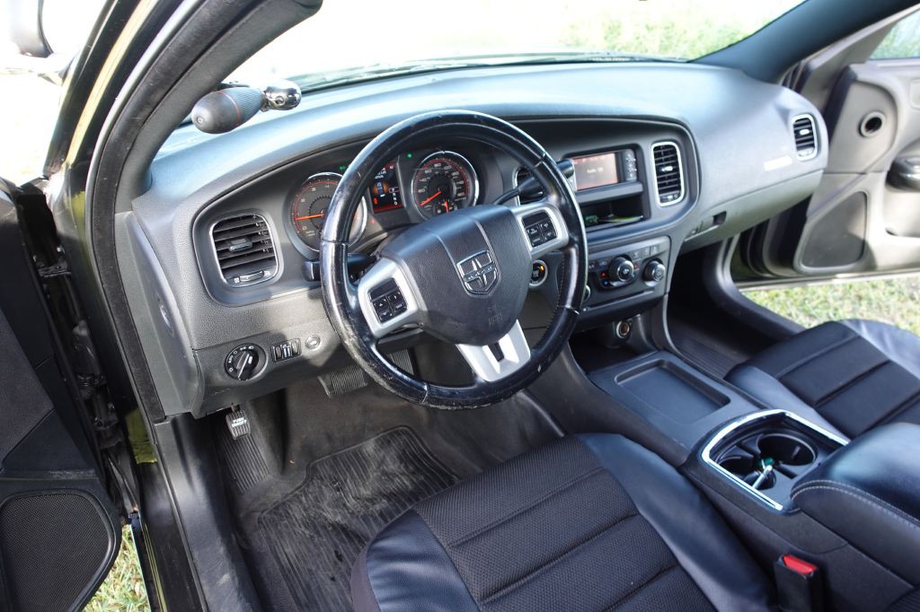 2014 Dodge Charger Image 13
