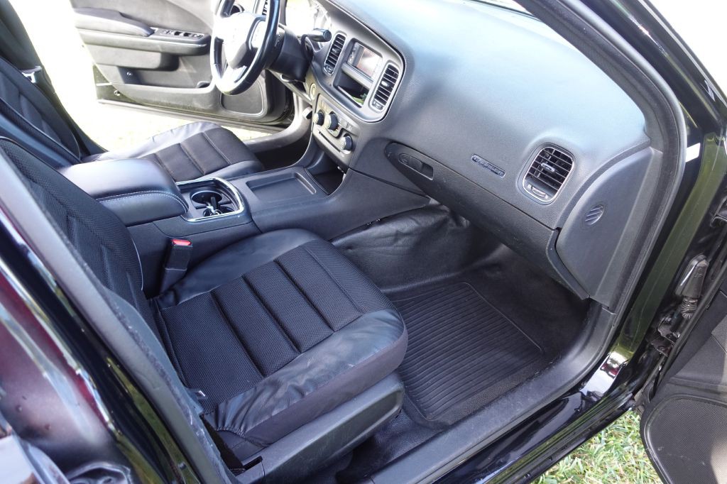 2014 Dodge Charger Image 15