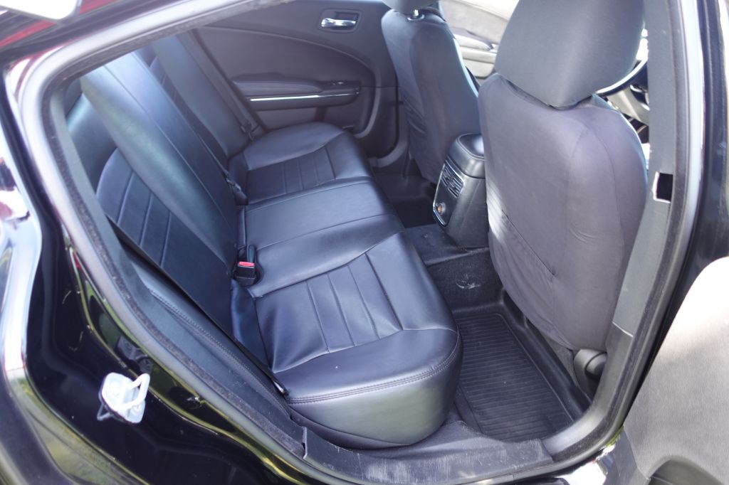 2014 Dodge Charger Image 17