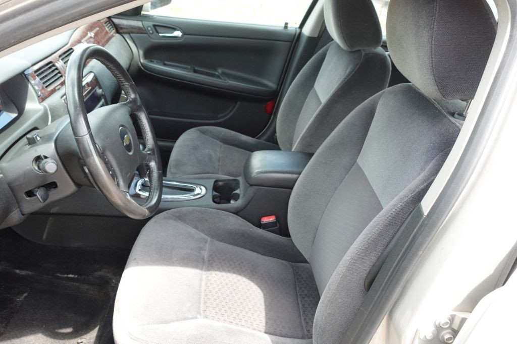 2012 Chevrolet Impala Image 3