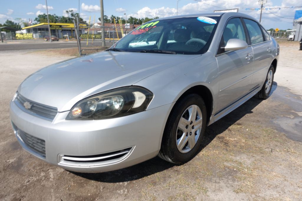 2011 Chevrolet Impala Image 1
