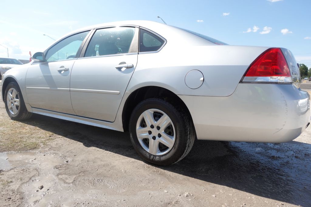 2011 Chevrolet Impala Image 22