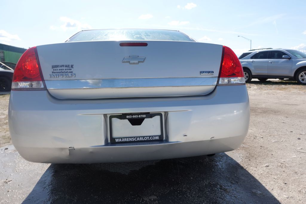 2011 Chevrolet Impala Image 23