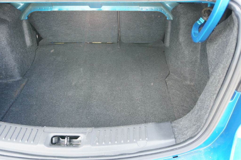 2014 Ford Fiesta Image 10