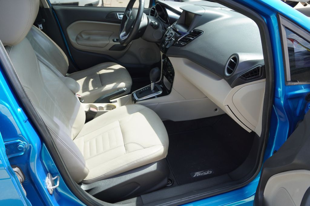 2014 Ford Fiesta Image 13