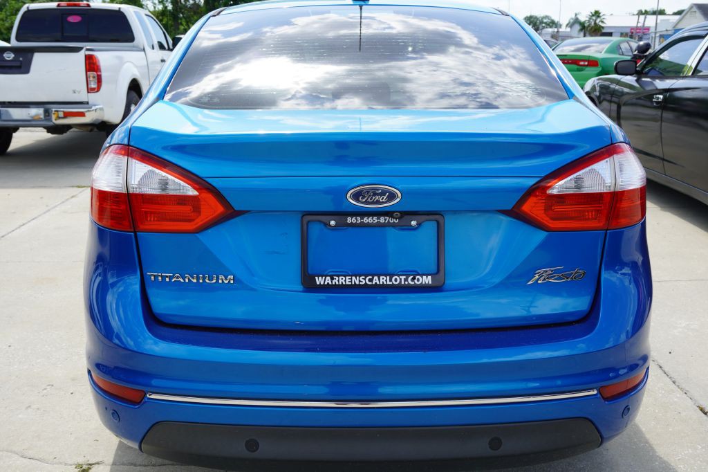 2014 Ford Fiesta Image 19